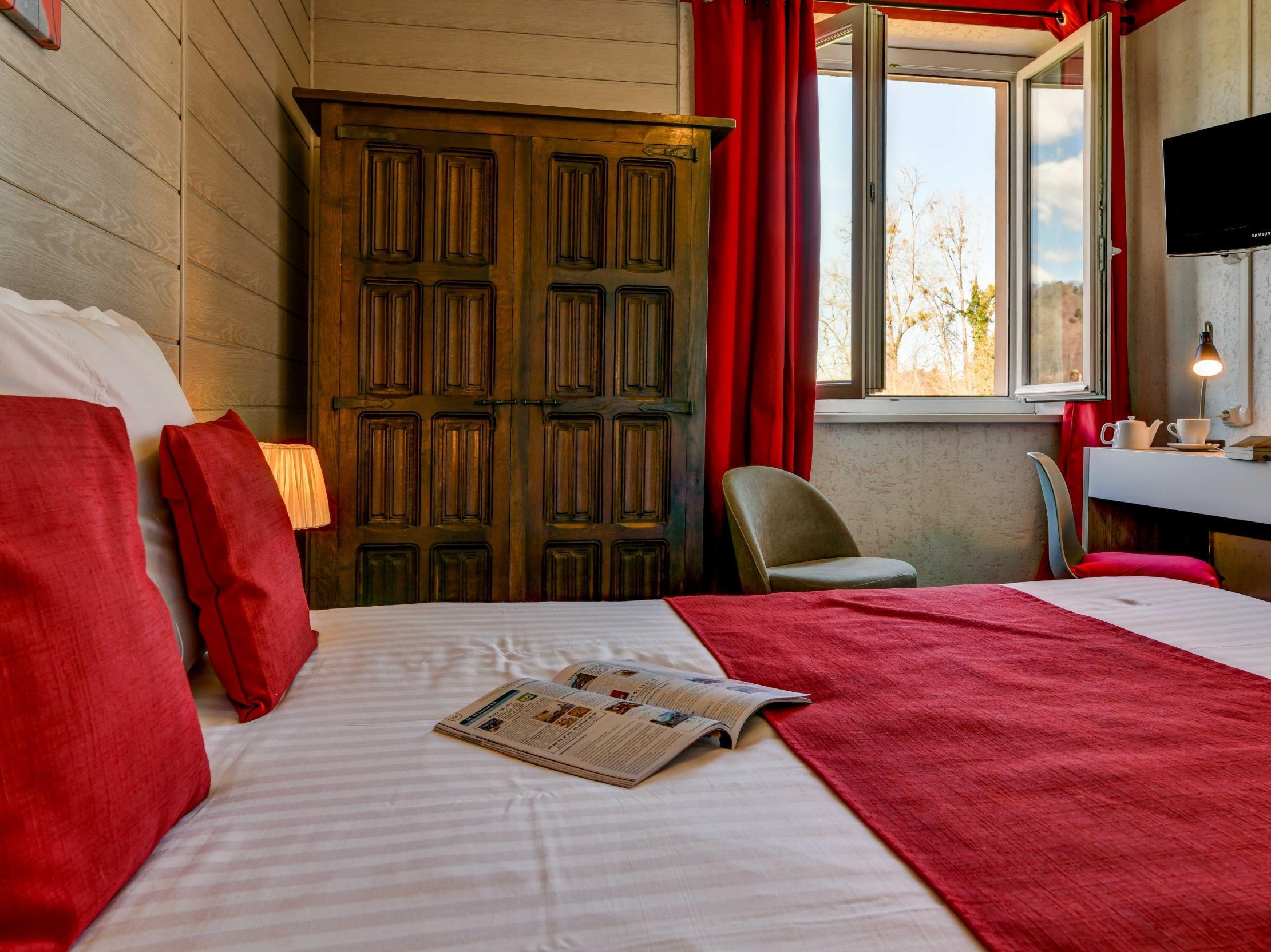 Logis Hostellerie Du Neez Gan Eksteriør bilde