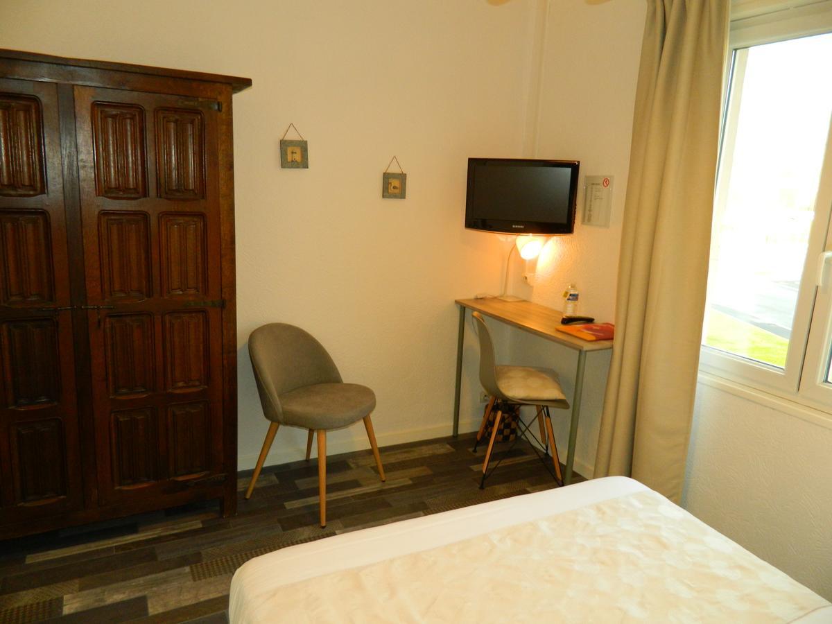 Logis Hostellerie Du Neez Gan Eksteriør bilde